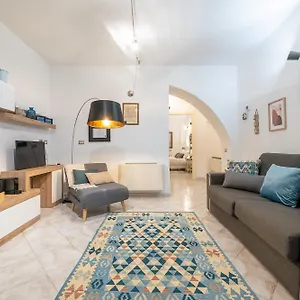 https://arquer43-cagliari-old-town.in-sardinia.net